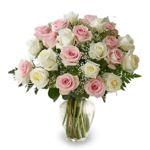 Foto de Florero 24 rosas blancas y rosadas