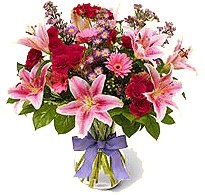 Foto de Florero Premium con lilium rosado, rosas y gerberas
